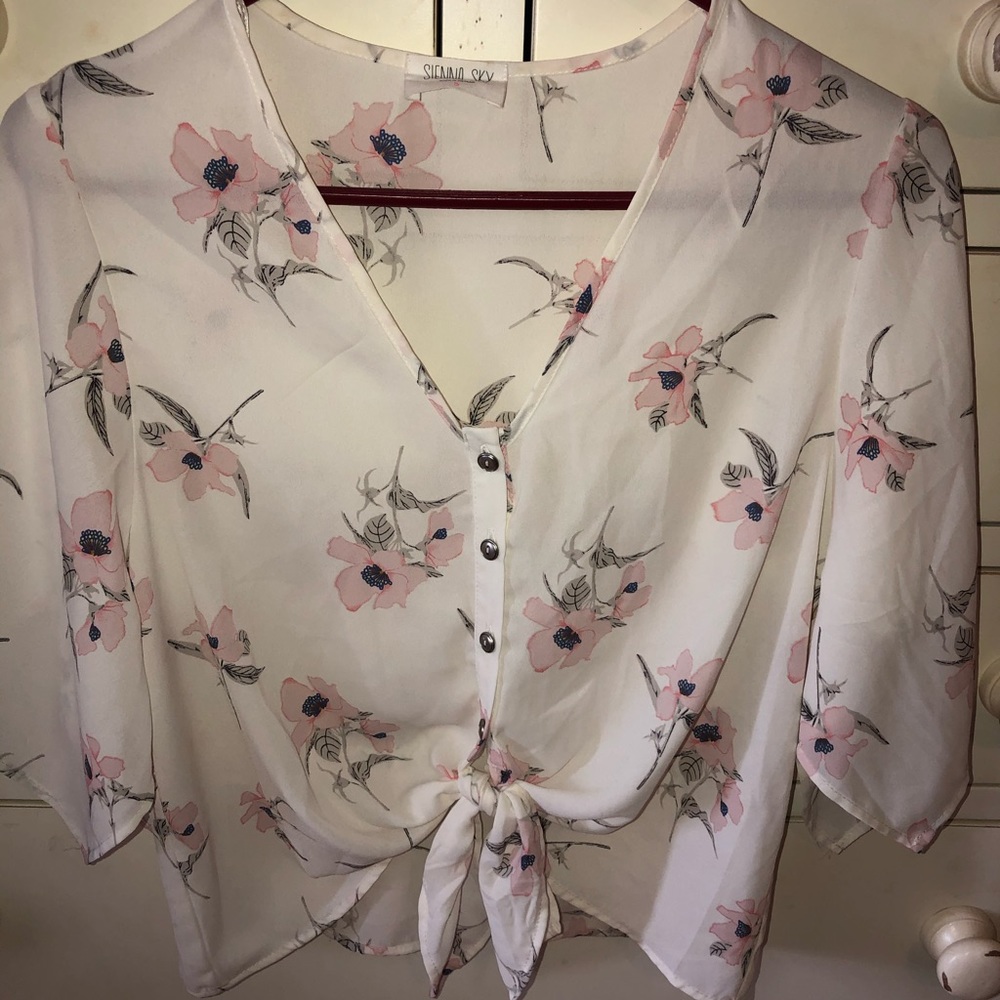 Floral Short Sleeve Blouse